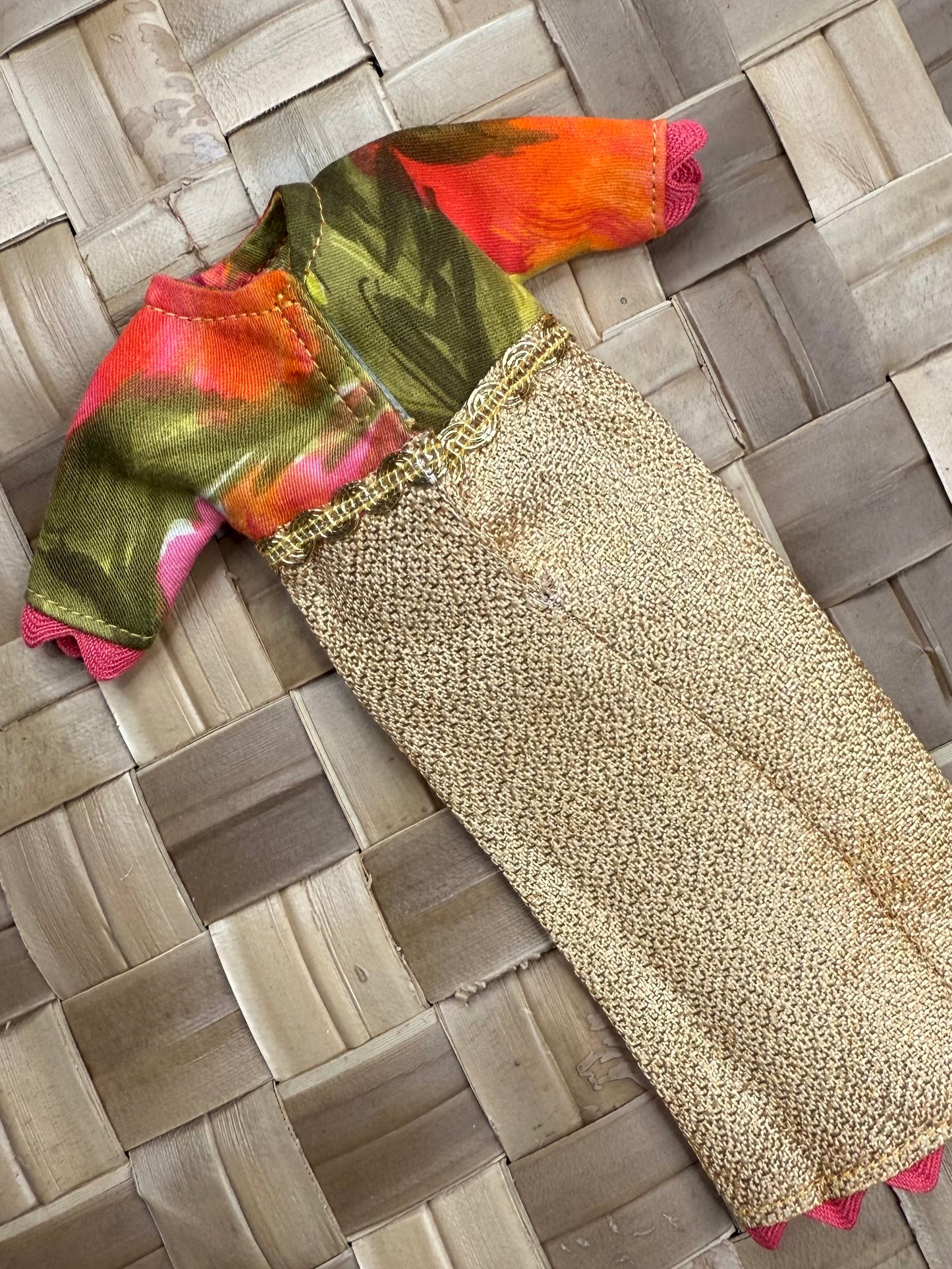 Ipanema Hostess Collection