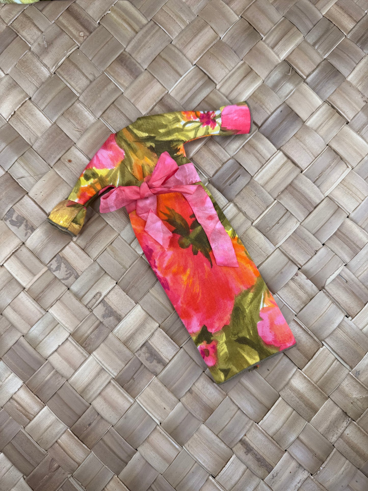 Ipanema Hostess Collection