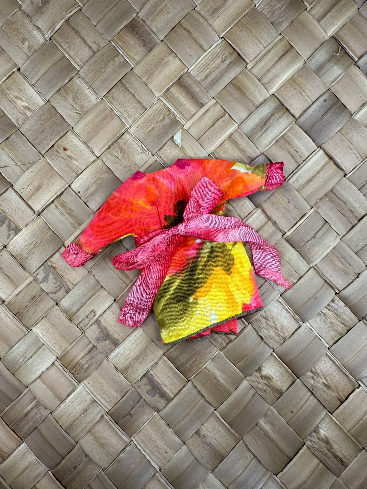 Ipanema Hostess Collection